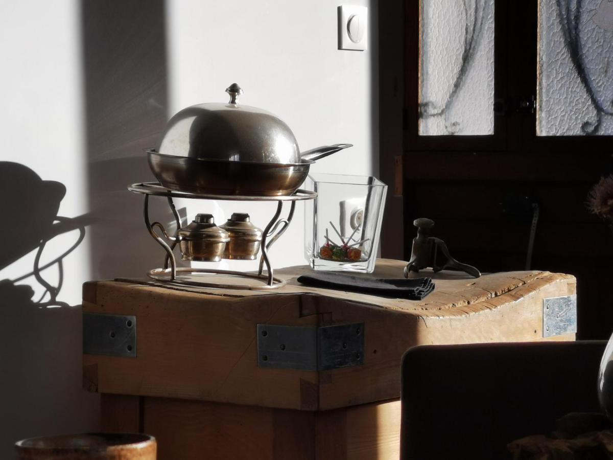 La Maison Fleur de Frangipanier Saint-Genix-sur-Guiers Extérieur photo