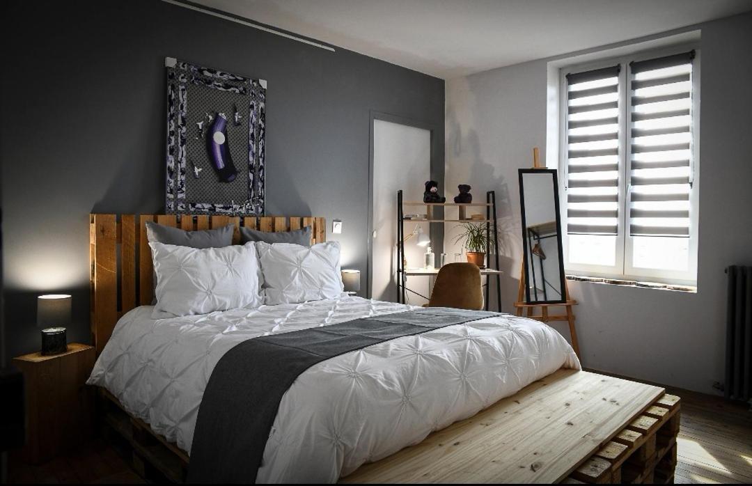 La Maison Fleur de Frangipanier Saint-Genix-sur-Guiers Chambre photo