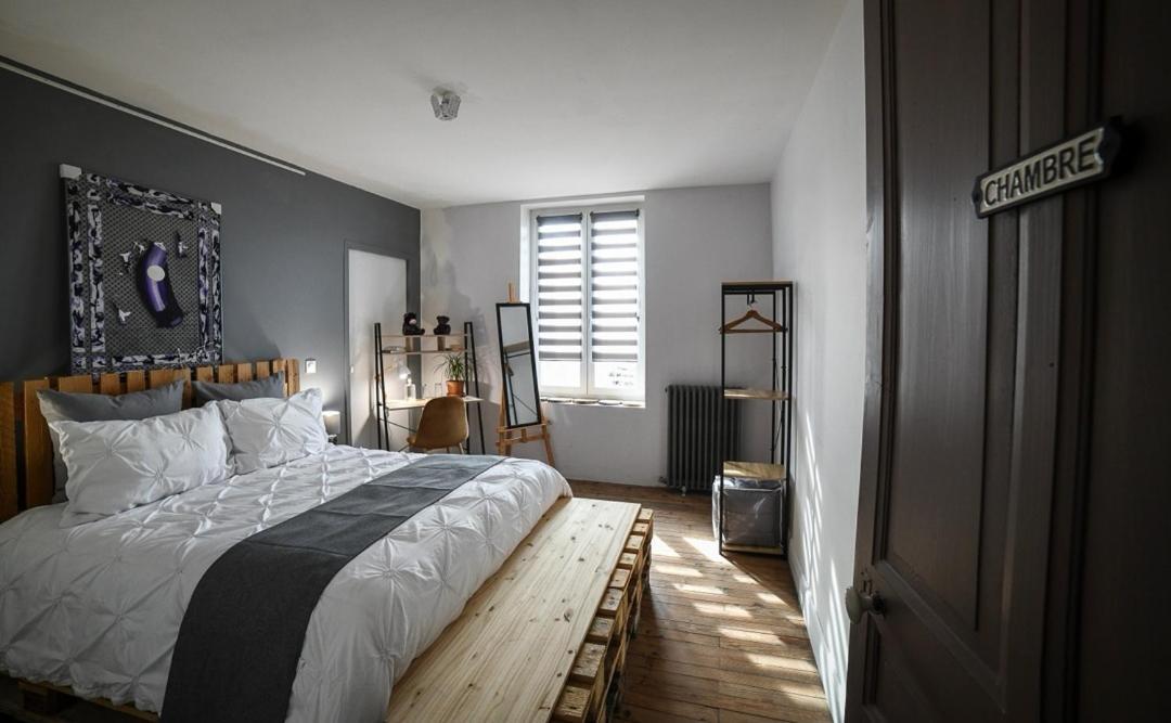 La Maison Fleur de Frangipanier Saint-Genix-sur-Guiers Extérieur photo